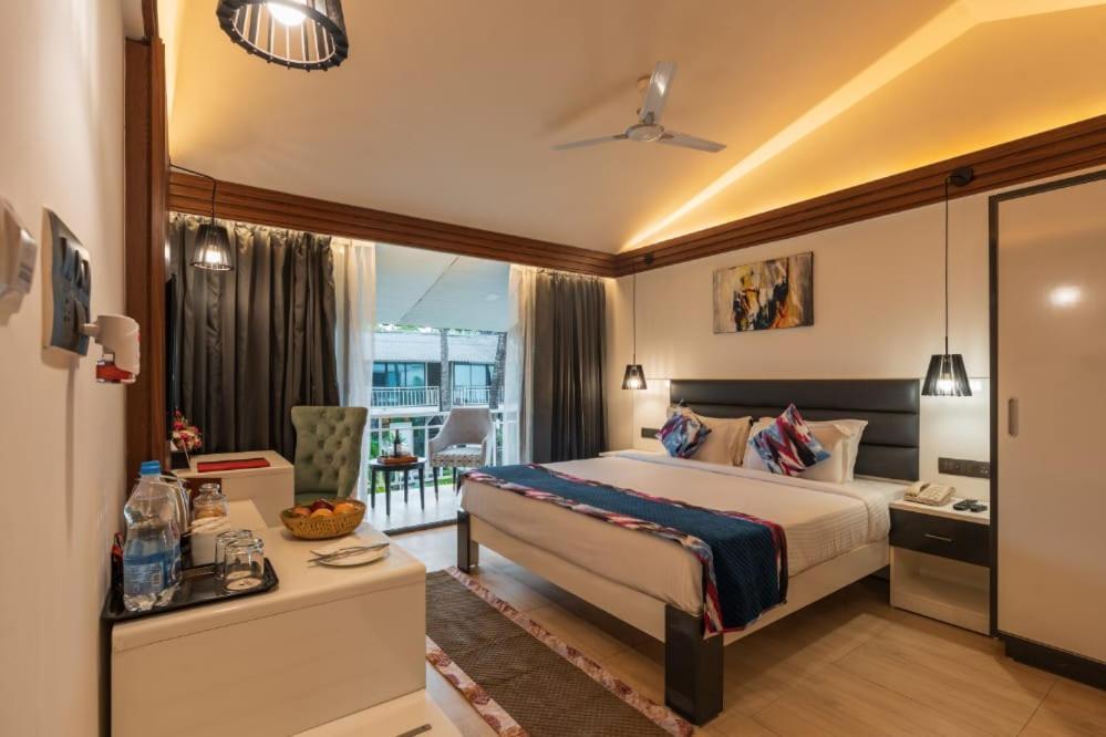 Foxoso La Beach Resort & Spa Old Goa Εξωτερικό φωτογραφία